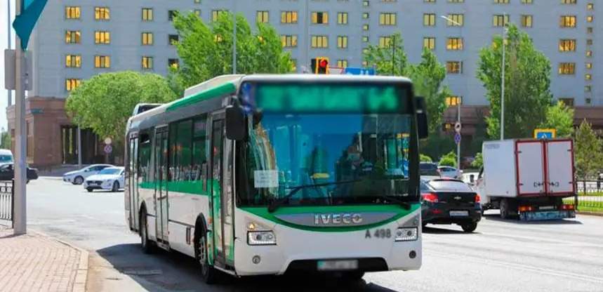В Астане изменили движение популярных автобусов