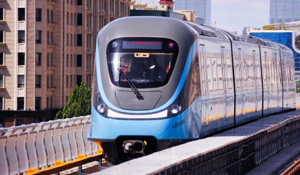 LRT в Астане перевез 1 млн пассажиров за две недели
