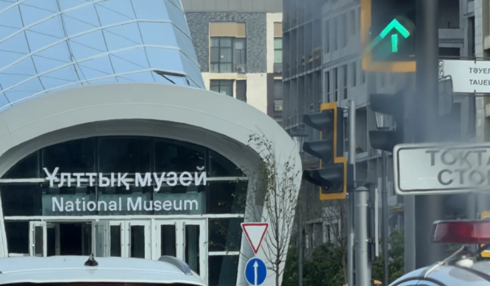 Жители Астаны потребовали изменить название станции LRT