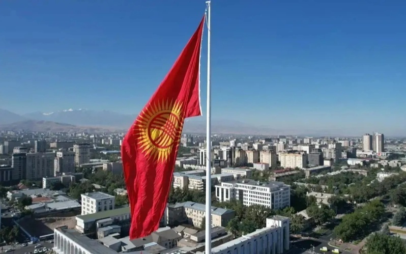 Кыргызстан может разрешить мигрантам голосовать на выборах
