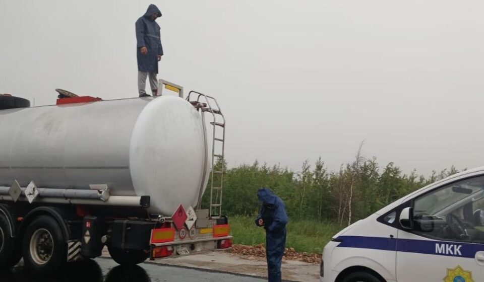 КГД Казахстана пресек 392 попытки вывоза ГСМ