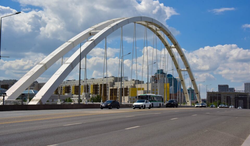Мост Архар в Астане частично закроют на неделю